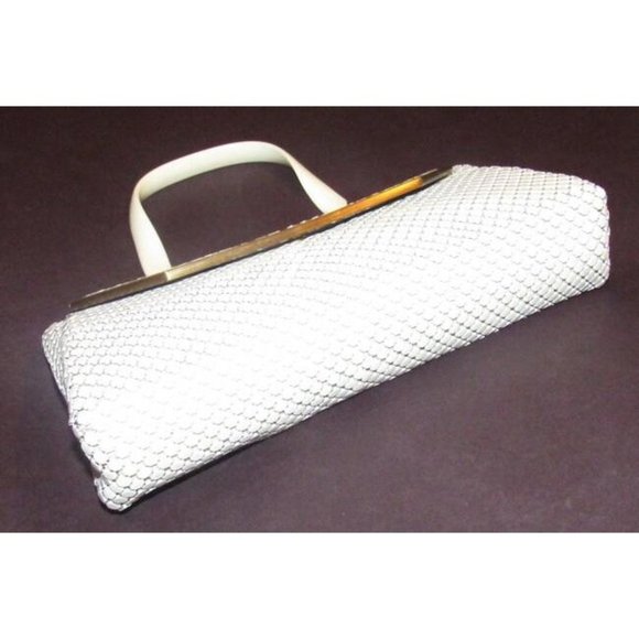 Whiting and Davis Vintage Cream Enamel Mesh Chainmaille and Lucite Handle - Picture 9 of 9